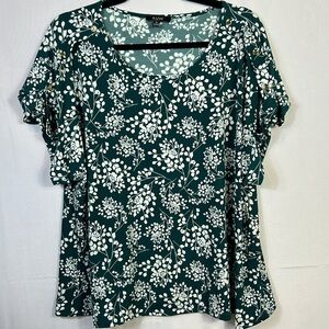 AUW Short Sleeve Green and White Blouse Size 2X Like New Stretchy